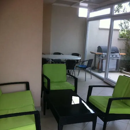 Toni Hébergement de vacances