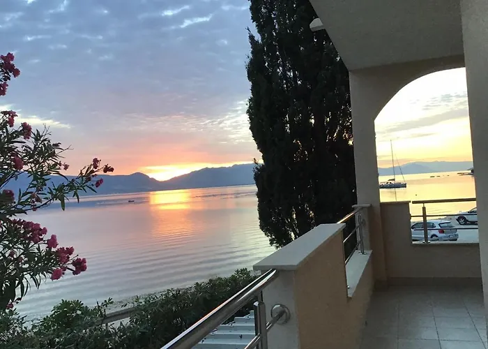 Toni Feriehus Trogir