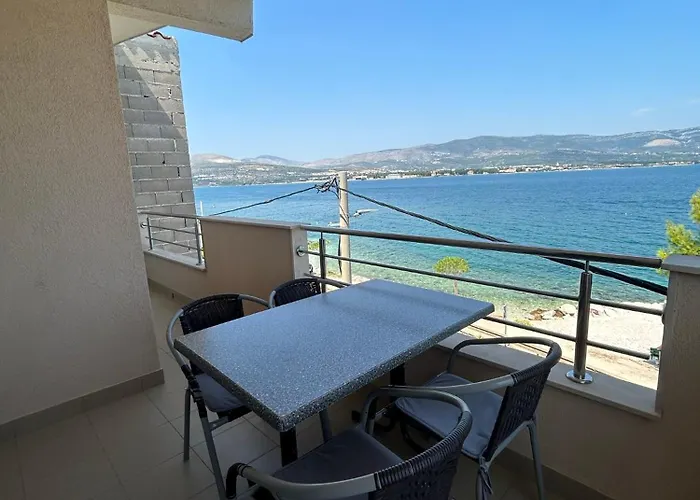 Toni * Trogir
