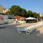 Toni Trogir