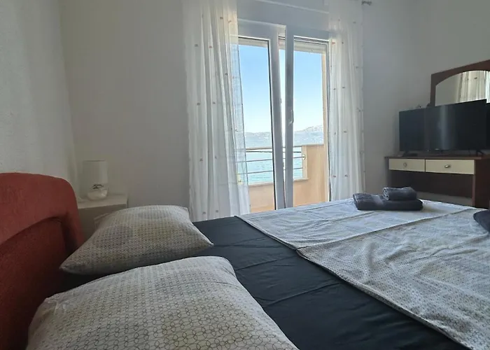 Будинок відпочинку Toni