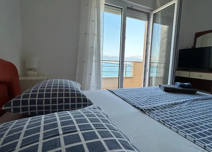 Toni بيت للعطل