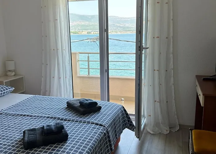 Toni بيت للعطل *