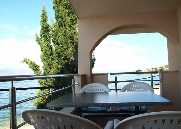 Toni بيت للعطل تروغير